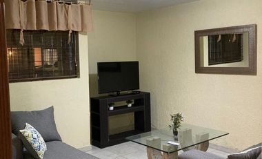 Casa amueblada en condominio privado en renta en Colomos Providencia