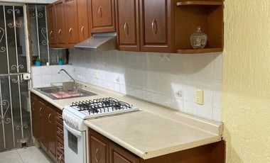 Casa amueblada en condominio privado en renta en Colomos Providencia