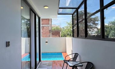 Rumah Dijual Di Cisitu Dago Coblong Kota Bandung 2 Lantai +Rooftop MEWAH Murah