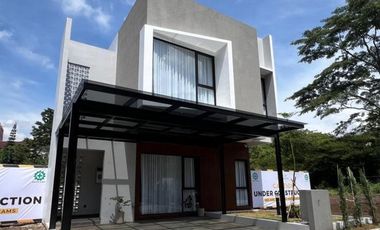 Rumah Dijual Di Cisitu Dago Coblong Kota Bandung 2 Lantai +Rooftop MEWAH Murah