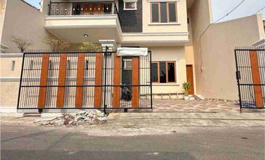 Rumah Dijual Baru Area Rawamangun Pulogadung Jakarta Timur Dalam Komplek Dekat Pusat Bisnis [AR063]