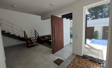 Casa estilo Contemporaneo en Col. Reforma, Cuernavaca Morelos
