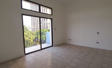 ALQUILER DE ACOGEDORES DEPARTAMENTOS EN CENTRO DE GUAYAQUIL.