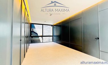 Lujosa Casa Nueva en Venta Villa Verona Zona Andares Zapopan