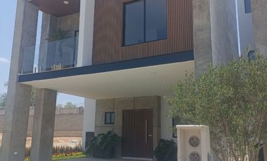 CASA EN RESIDENCIAL EN PACHUCA CERCA DE ZONA PLATEADA