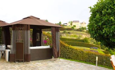 A PARTIR DEL 1/ AGT/2025 CHIA ENCENILLOS DE SINDAMANO CASA 188 METROS,  LOTE 1600 CASA 3 NIVELES , 3 HABITACIONES, CADA UNA CON BAÑO PRIVADO + HAB
