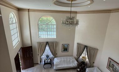 5 Bedroom Villa in Doña Rita