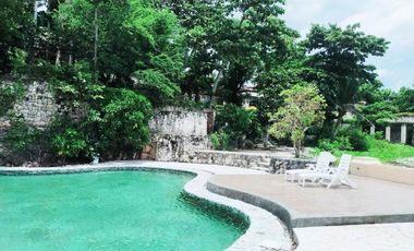 Resale Two Bedrooms Beach Condo Unit in Coral Point