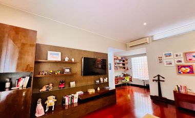 VENTA DE HERMOSA CASA  FRENTE A PARQUE, LOS ALAMOS