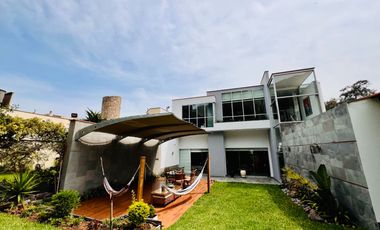 VENTA DE HERMOSA CASA  FRENTE A PARQUE, LOS ALAMOS