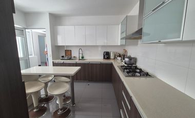 Buscas Dpto 3 dorm, 2 cocheras, balcon,157 m2 en San Isidro a precio de ocasion? US $ 360,000