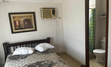 Se vende casa de 5 dormitorios en Urb.Villa Marina en salinas.(JP)