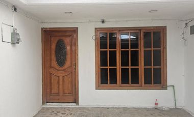 Casa en venta en villa de las flores, coacalco. en avenida principal