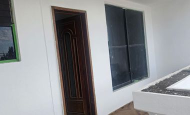 Casa en venta en villa de las flores, coacalco. en avenida principal