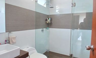 DUPLEX IMPECABLE 4 DORMITORIOS EN CHACARILLA SURCO