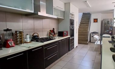 DUPLEX IMPECABLE 4 DORMITORIOS EN CHACARILLA SURCO