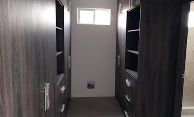 Se Vende Casa de ESTRENO 4 Dormitorios en Urb. Portón al Río de Vicrieel