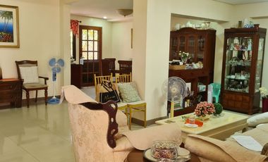 Charming Corner lot Bungalow Retreat in BF Homes – Gated, Peaceful & Move-In Ready!