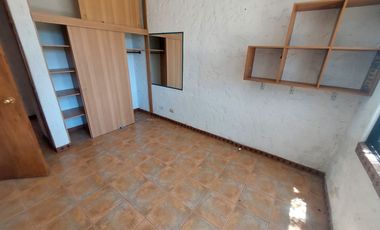 HERMOSA CASA/PARCELA CON VISTA AL VALLE, REBAJADA!!!