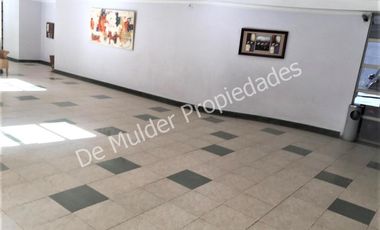 ARRIENDO DEPTO COMO NUEVO, METRO MONEDA, SEGURIDAD Y TRANQUILO EDIFICIO
