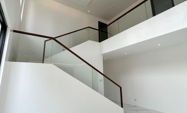 Luxury Dream Home - Modern House for Sale in Tahanan Village.