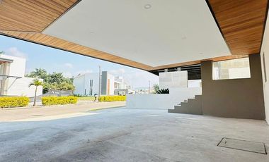 CASA NUEVA EN FRACCIONAMIENTO PARAISO COUNTRY, MORELOS