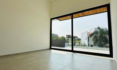 CASA NUEVA EN FRACCIONAMIENTO PARAISO COUNTRY, MORELOS