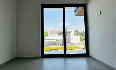 CASA NUEVA EN FRACCIONAMIENTO PARAISO COUNTRY, MORELOS