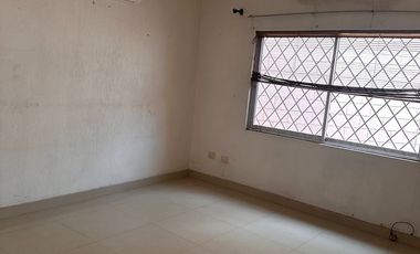 CASA EN VENTA CONTRY LA SILLA UNA PLANTA