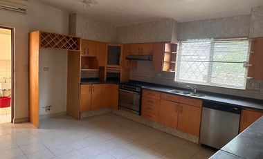 CASA EN VENTA CONTRY LA SILLA UNA PLANTA