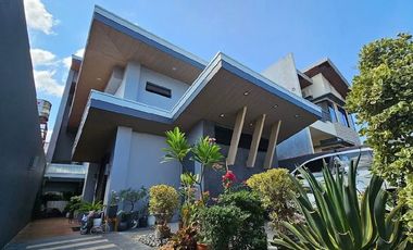 446.31 sqm Modern and Sophisticated House and Lot for Sale in Ridgemont Executive Village near Ortigas CBD