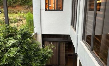 Fully Furnished 3 Bedroom House and Lot in Bermuda Hills Subdivison Baguio city For Sale