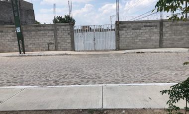 TERRENO DE 400m2 EN RENTA BARDEADO CERCA DE AV DE LA LUZ