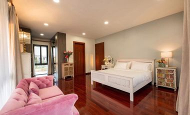 Premium villa, fully furnished, beautiful view, quiet, prime location, Saraphi District, Chiang Mai