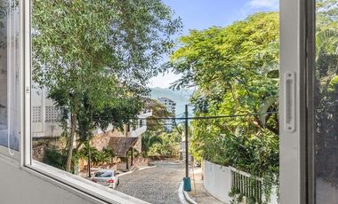 Condominio en Venta Amueblado | Vistas Espectaculares al Mar | Conchas Chinas, Puerto Vallarta