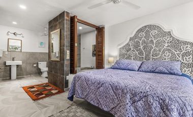 Condominio en Venta Amueblado | Vistas Espectaculares al Mar | Conchas Chinas, Puerto Vallarta