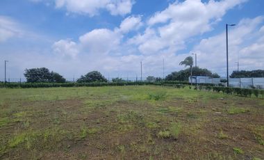 En venta terreno esquinero en Isla Celeste Etapa Babor