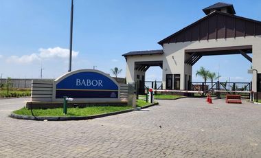 En venta terreno esquinero en Isla Celeste Etapa Babor