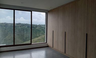Puembo-Casa de lujo en renta