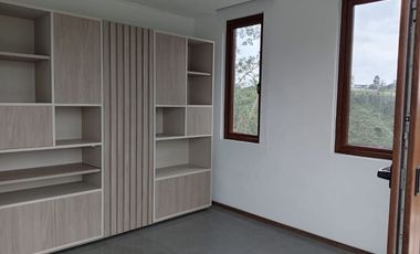 Puembo-Casa de lujo en renta