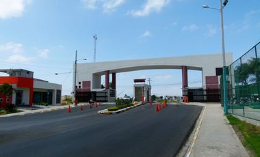 Unico terreno comercial de la urbanización Manta Beach, inversión construcción inmobiliaria