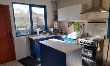 En venta casa de 93 mts2 más cabaña de 48 mts2