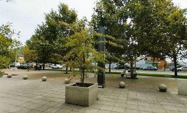 Primera Linea Frente A Av Las Condes, Amplio