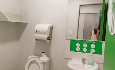 Primera Linea Frente A Av Las Condes, Amplio