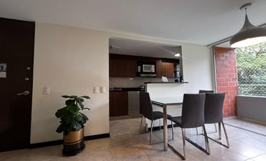 Apartamento en Arriendo Cumbres, Envigado, Antioquia