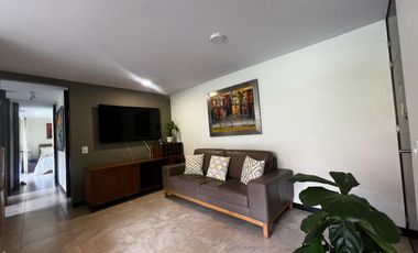 Apartamento en Arriendo Cumbres, Envigado, Antioquia