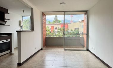 Apartamento en Arriendo Cumbres, Envigado, Antioquia