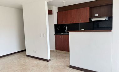 Apartamento en Arriendo Cumbres, Envigado, Antioquia