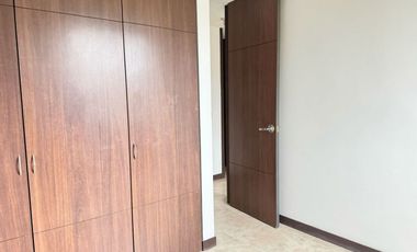Apartamento en Arriendo Cumbres, Envigado, Antioquia