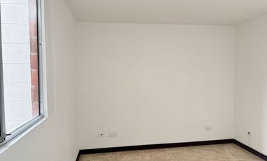 Apartamento en Arriendo Cumbres, Envigado, Antioquia